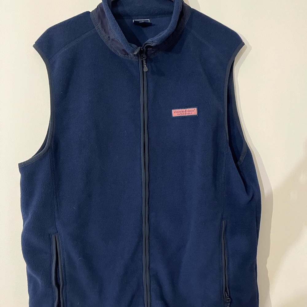 Vineyard Vines Navy fleece zip vest. Size M